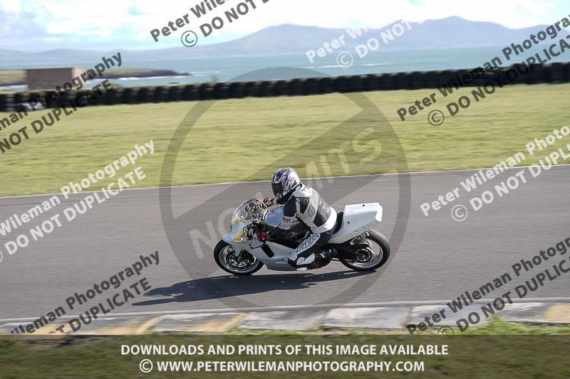 anglesey no limits trackday;anglesey photographs;anglesey trackday photographs;enduro digital images;event digital images;eventdigitalimages;no limits trackdays;peter wileman photography;racing digital images;trac mon;trackday digital images;trackday photos;ty croes